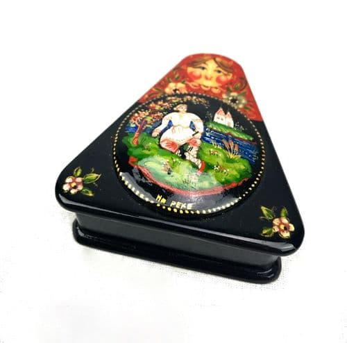 Russian Lacquered / Lacquer Box / Trinket / Highly Detailed / Signed / Triangle