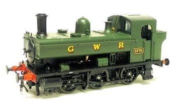 1322 1366 class - GWR 1370 in green with G W R lettering