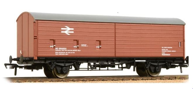 38-125Y Bachmann Exclusive RTC Trib Train Van ZXR RDB 999900 Bauxite