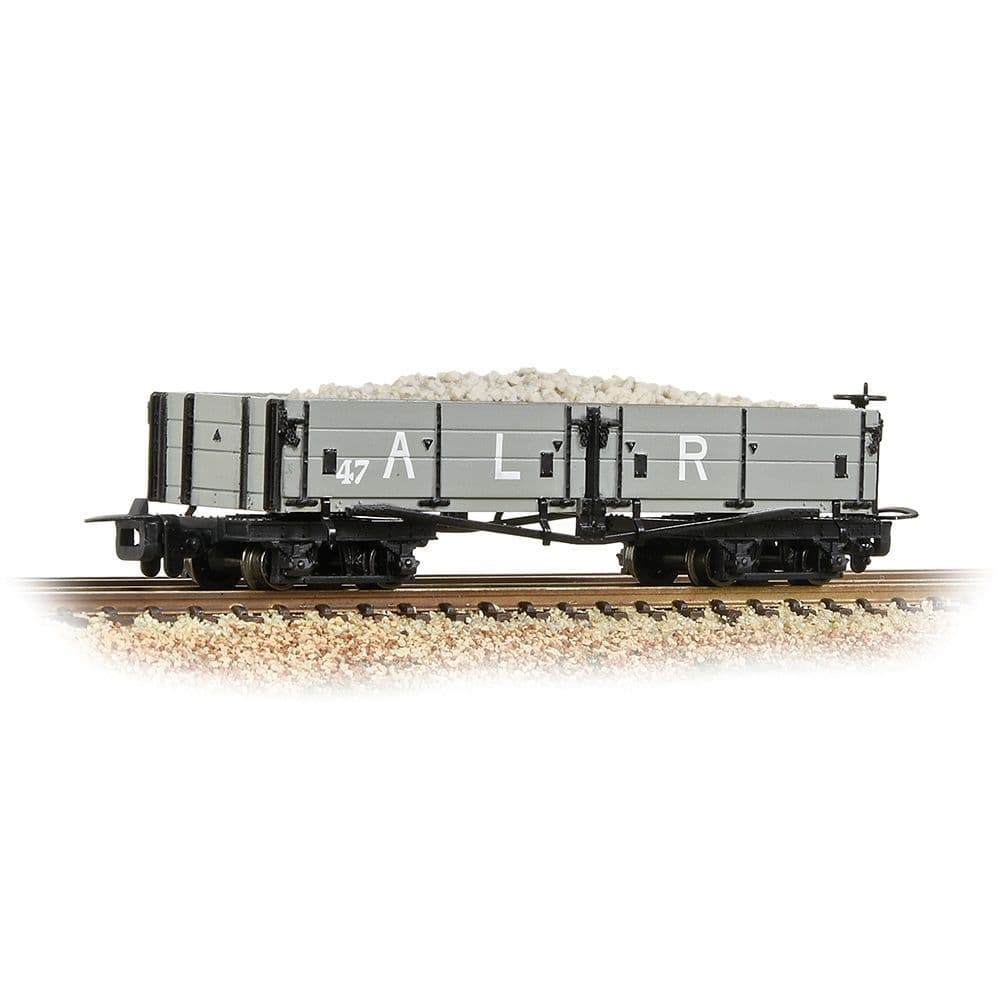 Bachmann 393-075 3 x 4 Wheel Slate Wagons with Slate Load Weathered 009 Gauge 
