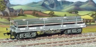 PC562 GWR Bogie 'A' Flat Wagon (with girder load) ##Out Of Stock##