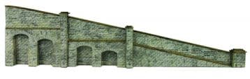 PN149 N scale Tapered Retaining Wall in Stone