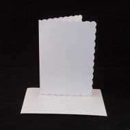 5" x 7" White Scalloped Greeting Card Blanks With Envelopes