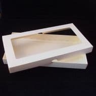 DL Ivory Greeting Card Boxes With Aperture Lid
