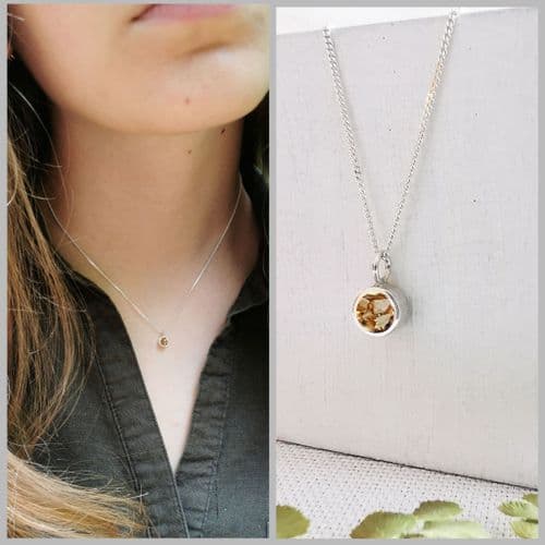 Dainty Circle Necklace with Memory Item